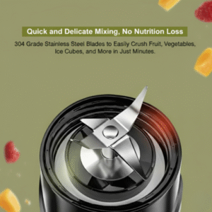 Close-up view of the 4-pronged 304 Grade Stainless Steel blades in the base of the blender. The text highlights that the blades easily crush fruit, vegetables, and ice cubes in minutes while ensuring quick, delicate mixing with no nutrition loss.